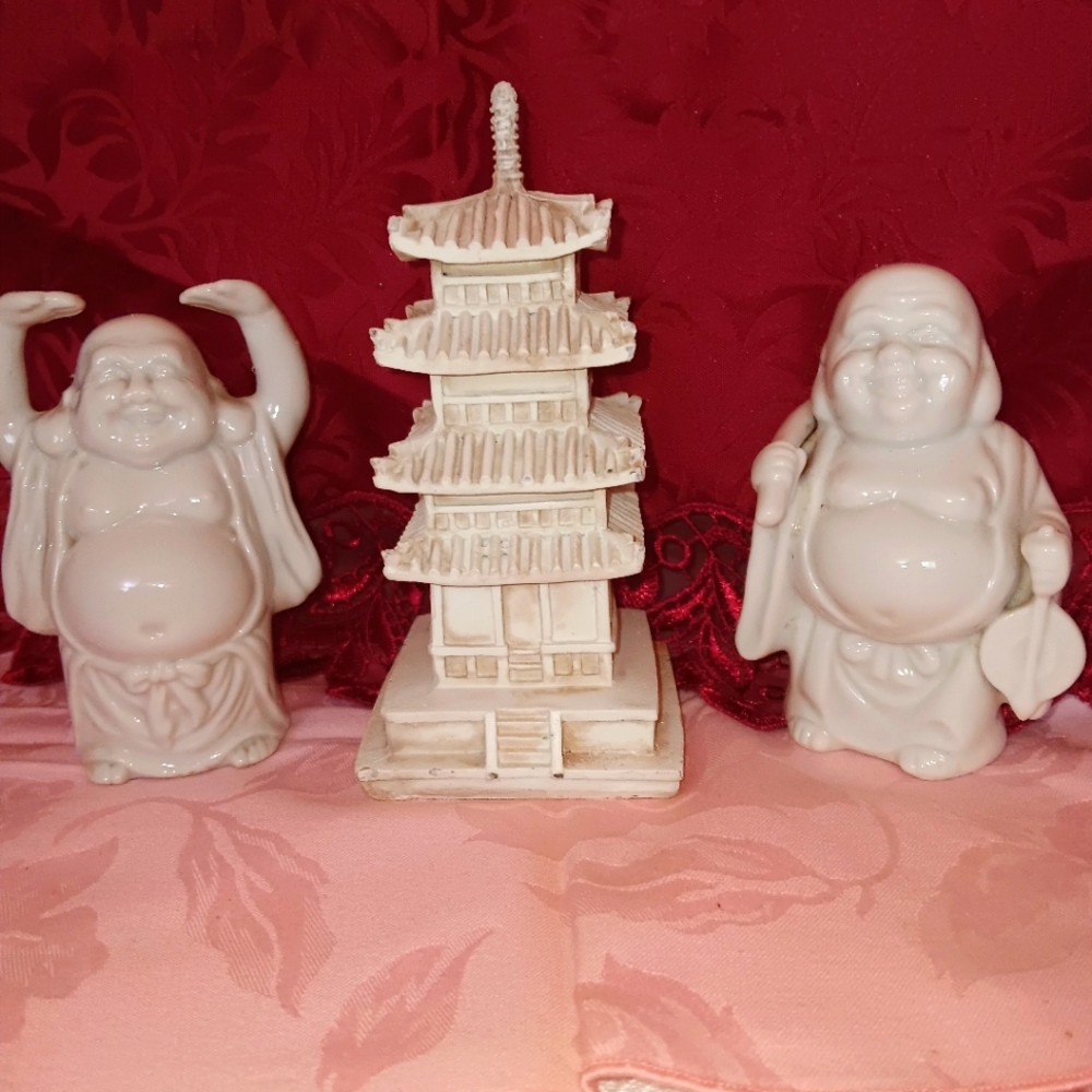 To Porcelain Buddhas And The Pagoda